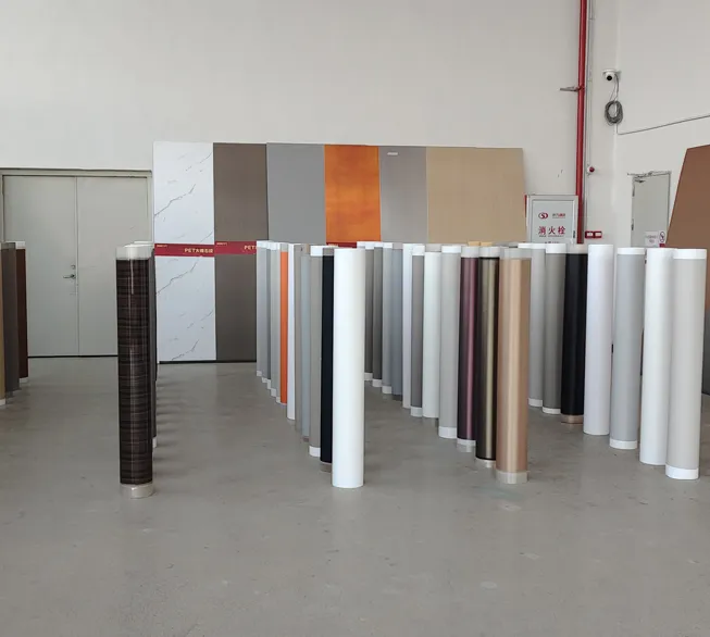 Film décoratif en PVC